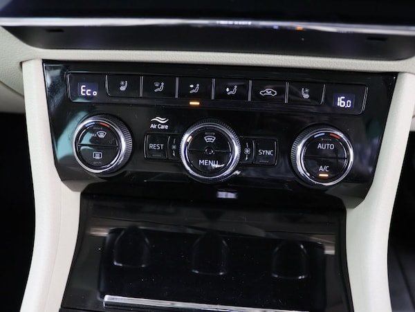 Used Skoda Superb 2021 for sale - 76300930: Photo 18
