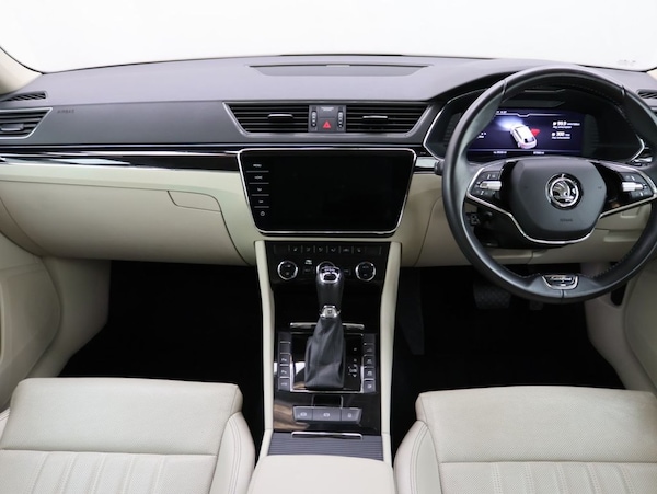 Used Skoda Superb 2021 for sale - 76300930: Photo 20