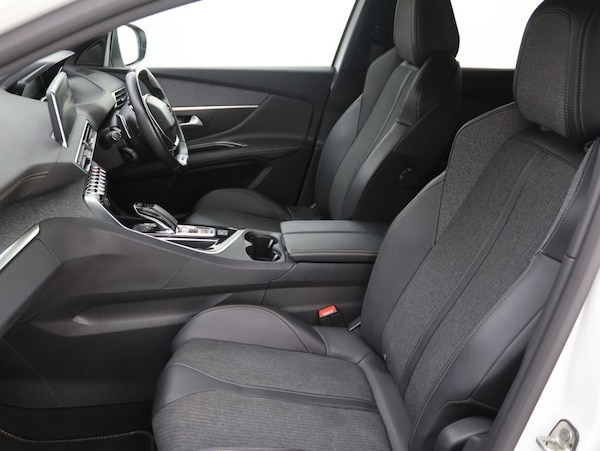Used Peugeot 3008 2019 for sale - 76301009: Photo 22