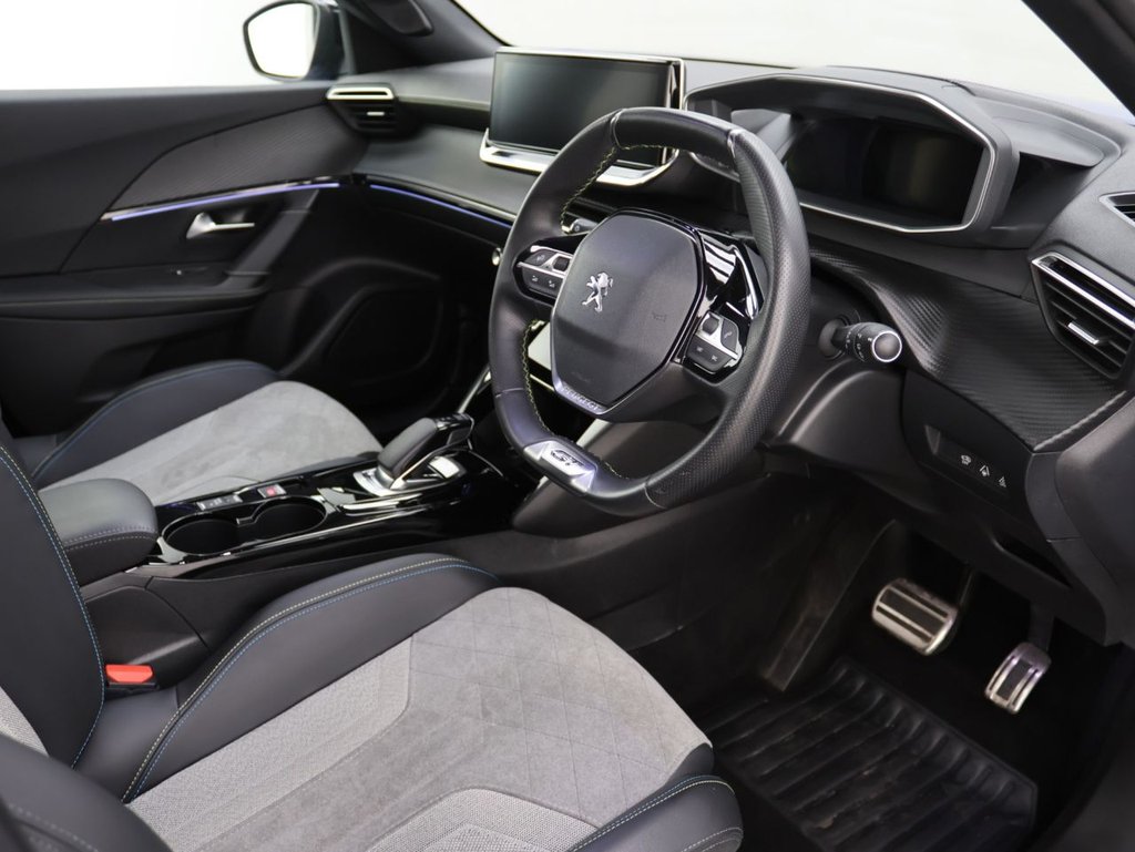 Used Peugeot E-2008 2021 for sale - 76301137: Photo 10