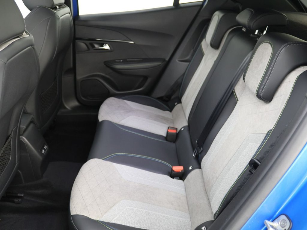 Used Peugeot E-2008 2021 for sale - 76301137: Photo 24