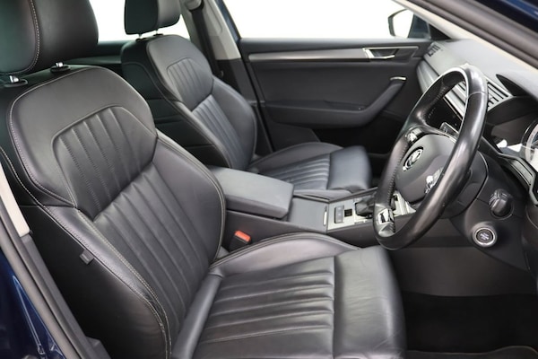 Used Skoda Superb 2021 for sale - 76132468: Photo 12