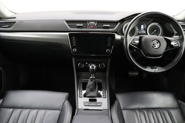 Used Skoda Superb 2021 for sale - 76132468: Photo 19