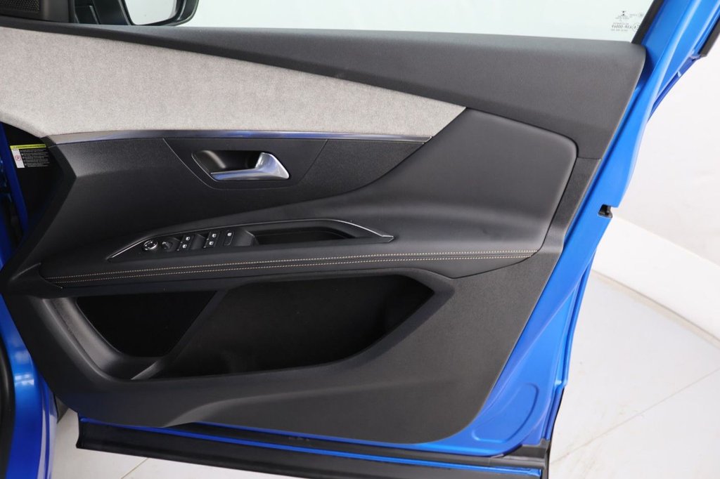 Used Peugeot 3008 2022 for sale - 76973421: Photo 26