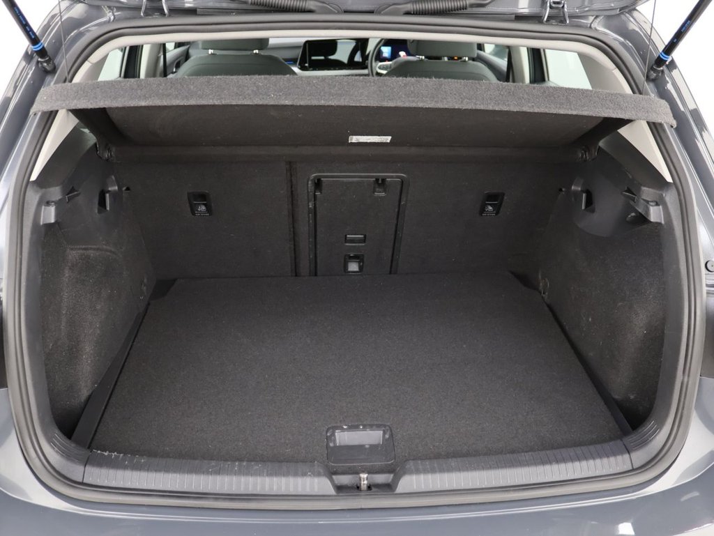 Used Volkswagen Golf 2021 for sale - 76301131: Photo 25