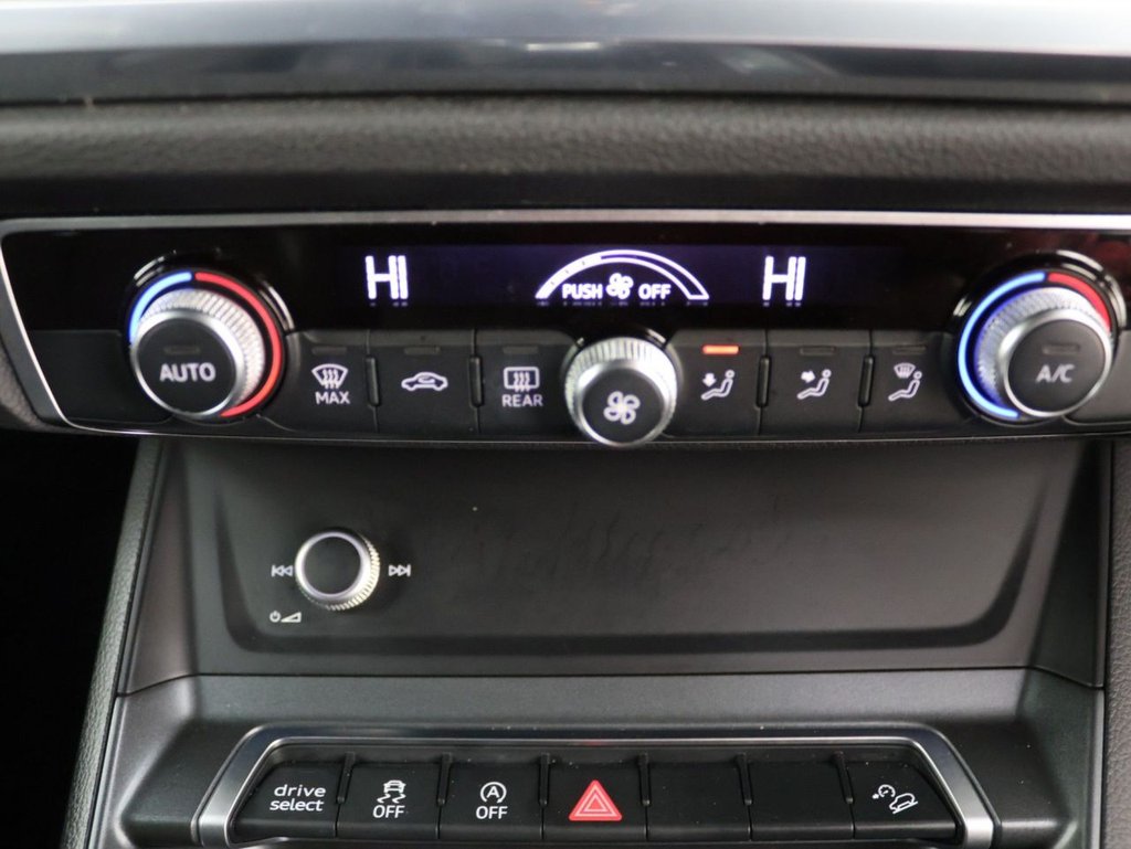 Used Audi Q3 2021 for sale - 76542161: Photo 13