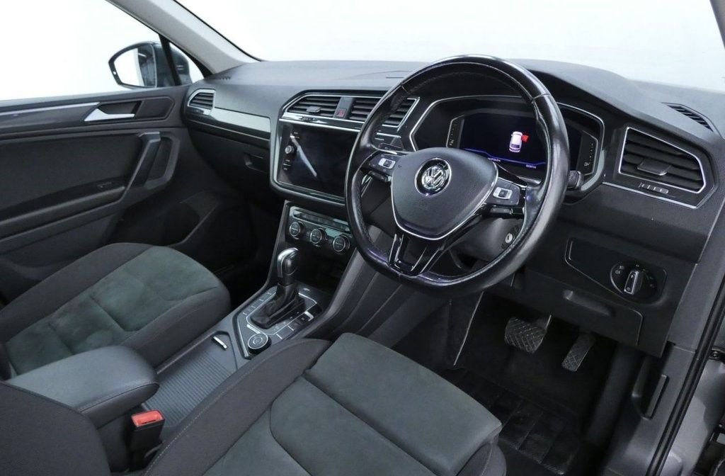 Used Volkswagen Tiguan 2019 for sale - 76301125: Photo 10