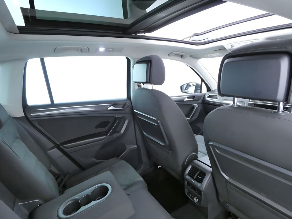 Used Volkswagen Tiguan 2019 for sale - 76301125: Photo 2