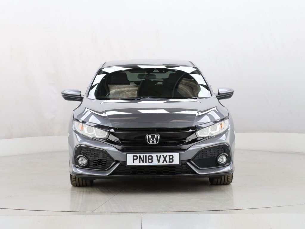 Used Honda Civic 2018 for sale - 76505998: Photo 3
