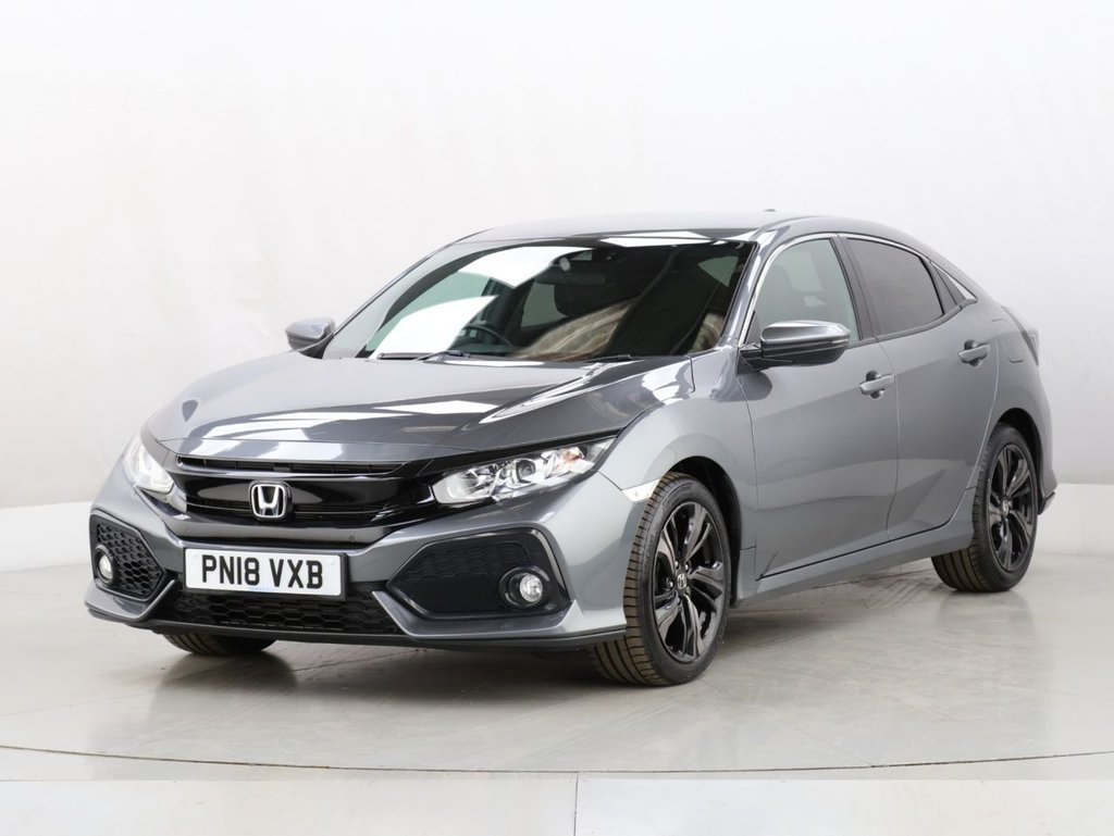 Used Honda Civic 2018 for sale - 76505998: Photo 5