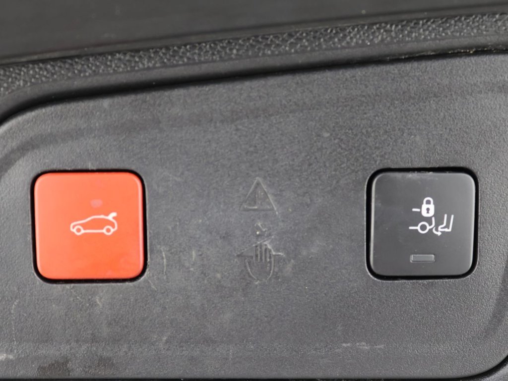 Used Peugeot 3008 2020 for sale - 76367447: Photo 29