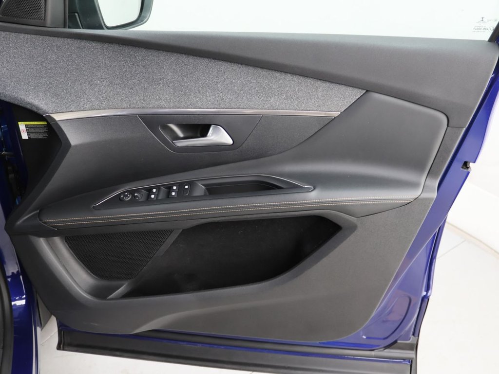 Used Peugeot 3008 2020 for sale - 76367447: Photo 30