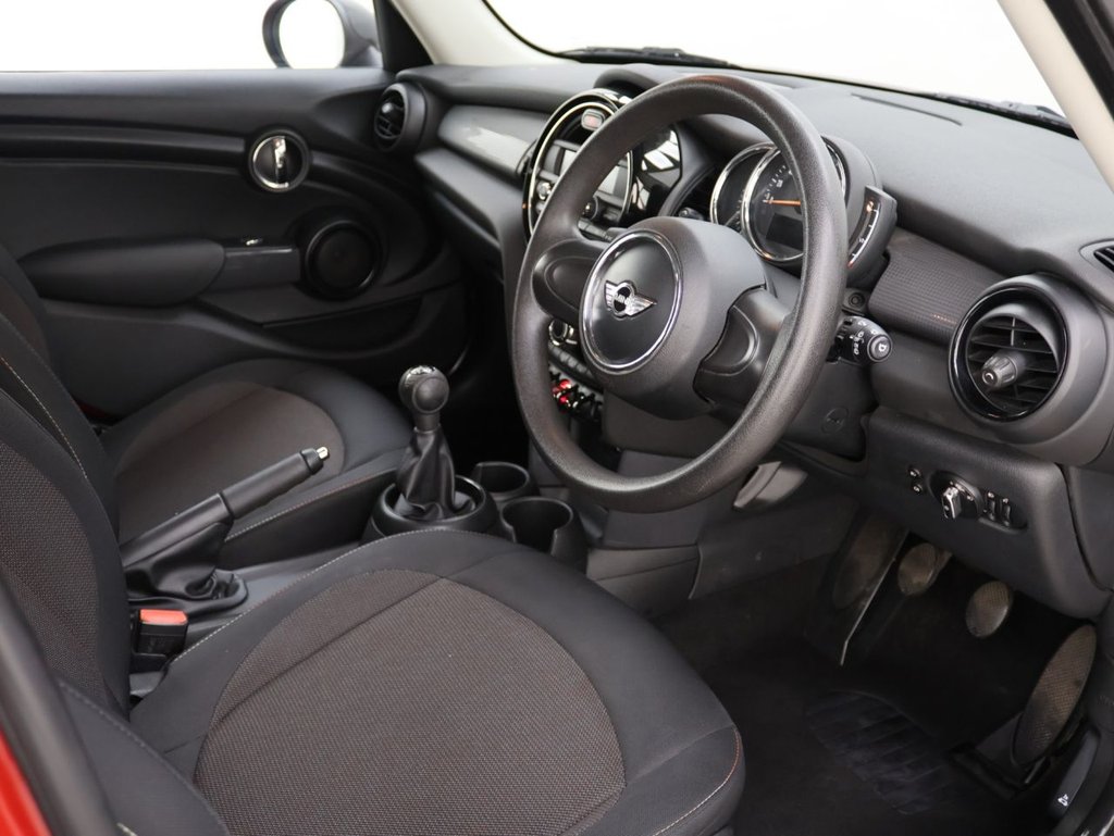 Used MINI Hatch 2017 for sale - 76300999: Photo 10