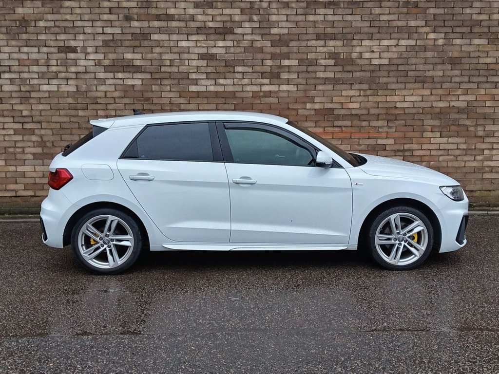 Used Audi A1 2019 for sale - 76797637: Photo 2