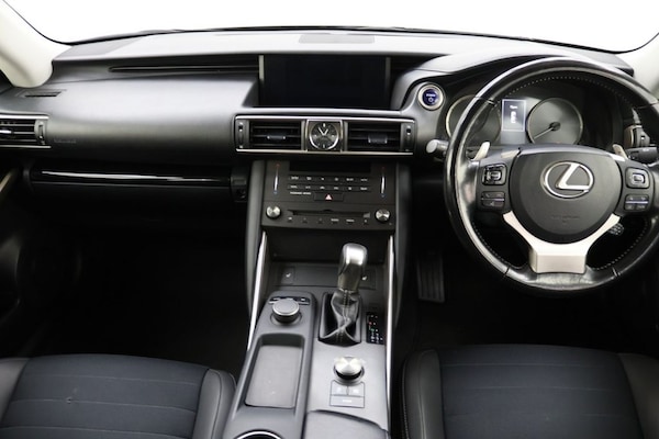 Used Lexus IS 2020 for sale - 76301082: Photo 17