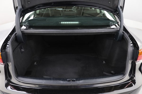 Used Lexus IS 2020 for sale - 76301082: Photo 24