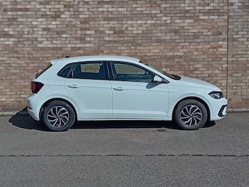 Used Volkswagen Polo 2023 for sale - 79550411: Photo