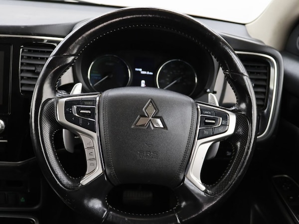 Used Mitsubishi Outlander 2020 for sale - 76301072: Photo 17