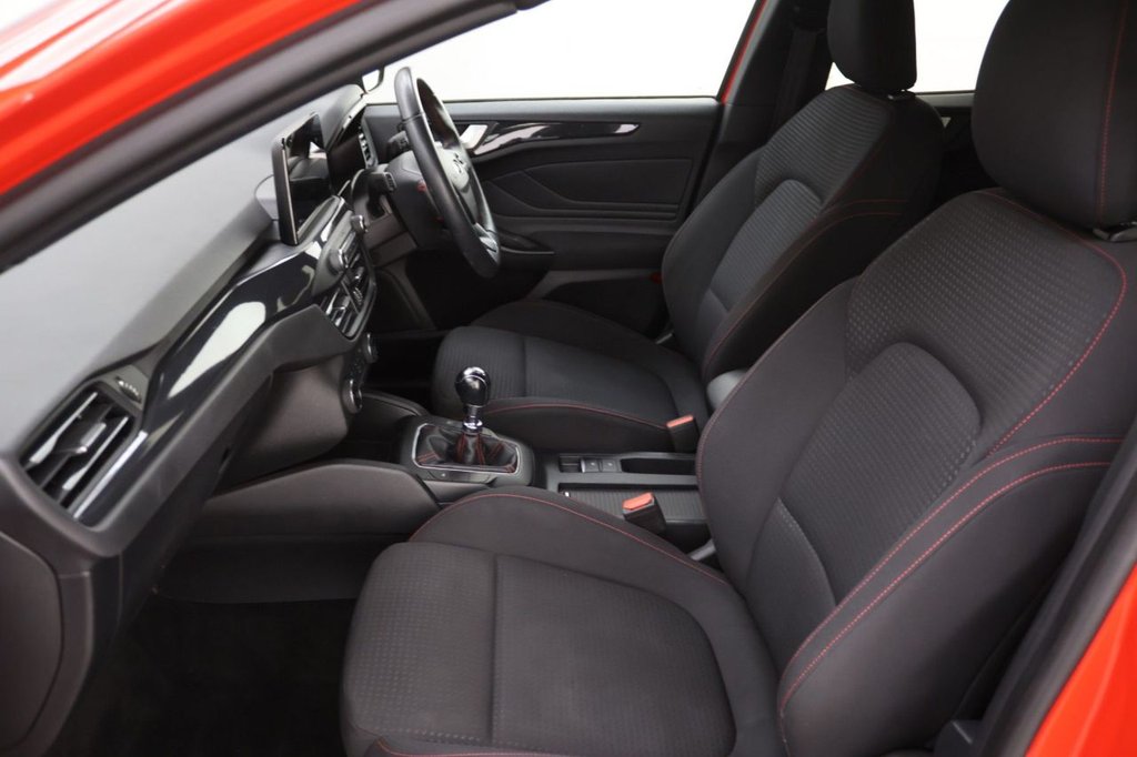 Used Ford Focus 2019 for sale - 76783468: Photo 21