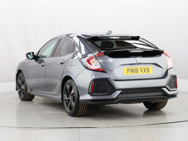 Used Honda Civic 2018 for sale - 76301063: Photo 7