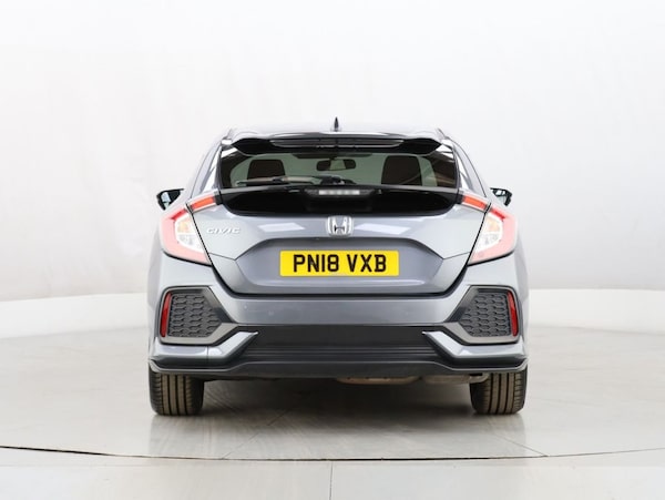 Used Honda Civic 2018 for sale - 76301063: Photo 9
