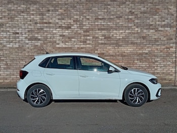 Used Volkswagen Polo 2022 for sale - 76542015: Photo