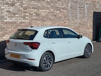 Used Volkswagen Polo 2022 for sale - 76542015: Photo