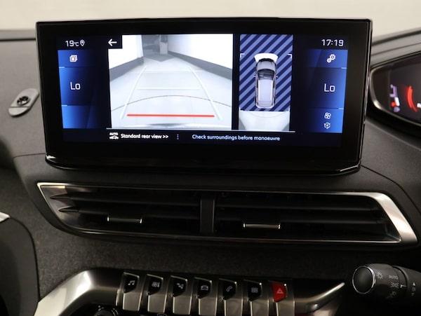 Used Peugeot 3008 2021 for sale - 76301050: Photo 15