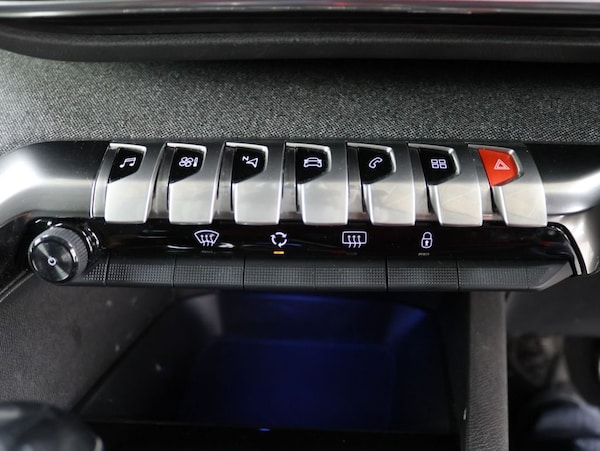 Used Peugeot 3008 2021 for sale - 76301050: Photo 16