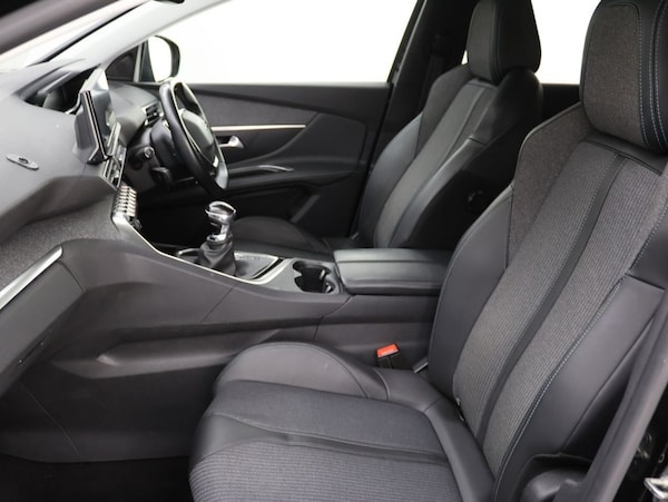 Used Peugeot 3008 2021 for sale - 76301050: Photo 23