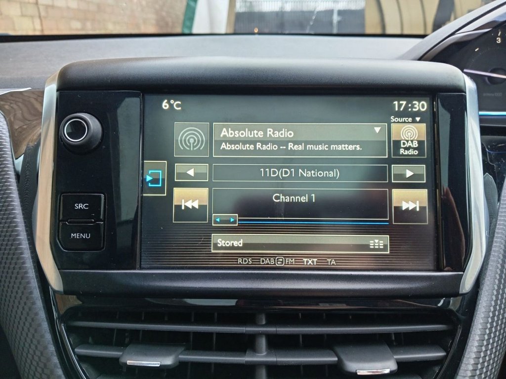 Used Peugeot 2008 2014 for sale - 77576115: Photo 13