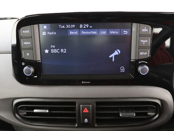 Used Hyundai i10 2021 for sale - 76300987: Photo 14