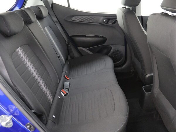 Used Hyundai i10 2021 for sale - 76300987: Photo 16