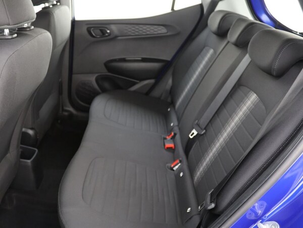Used Hyundai i10 2021 for sale - 76300987: Photo 20