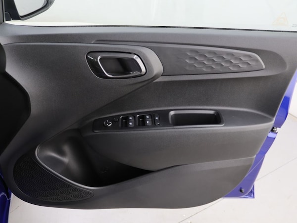 Used Hyundai i10 2021 for sale - 76300987: Photo 25
