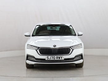 Used Skoda Octavia 2020 for sale - 76541974: Photo