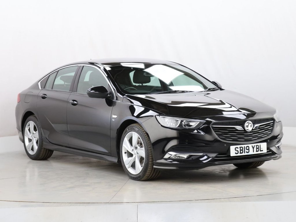 Used Vauxhall Insignia 2019 for sale - 76542110: Photo 2