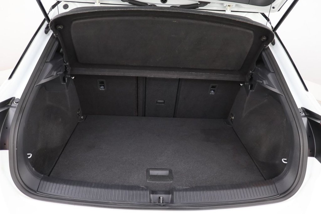 Used Volkswagen T-Roc 2021 for sale - 78096059: Photo 24