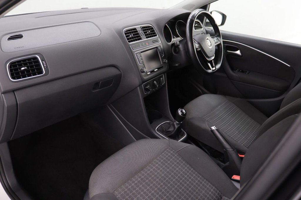 Used Volkswagen Polo 2015 for sale - 77287526: Photo 22