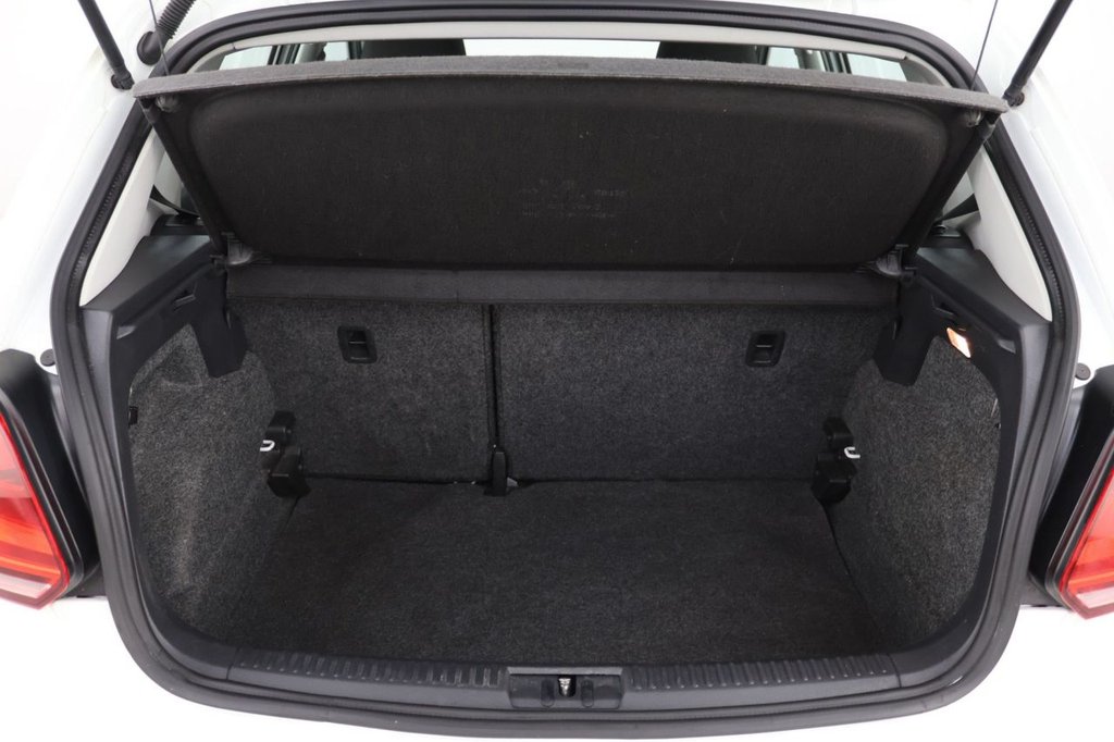 Used Volkswagen Polo 2015 for sale - 77287526: Photo 23