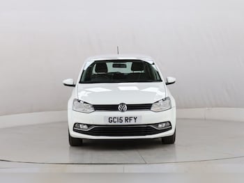 Used Volkswagen Polo 2015 for sale - 77287526: Photo