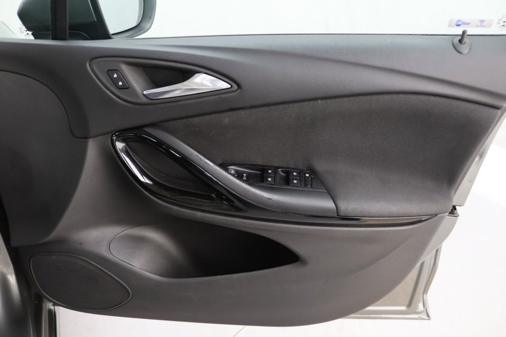 Used Vauxhall Astra 2018 for sale - 77121602: Photo 24