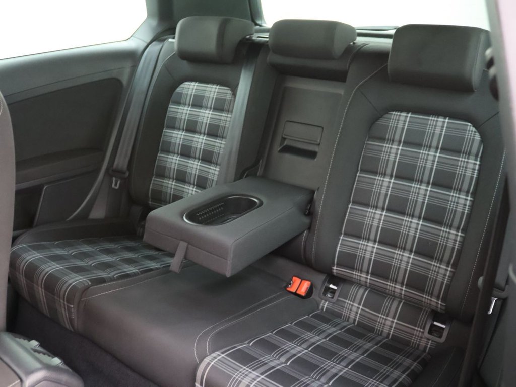 Used Volkswagen Golf 2016 for sale - 76820434: Photo 21