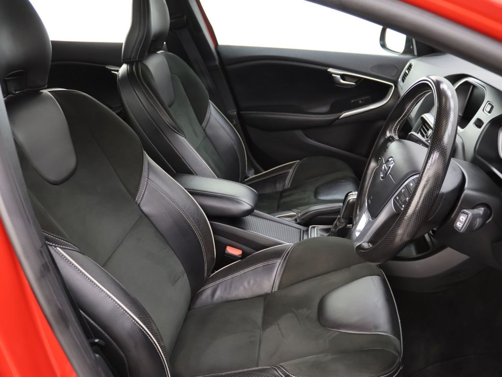 Used Volvo V40 2016 for sale - 76670628: Photo 12