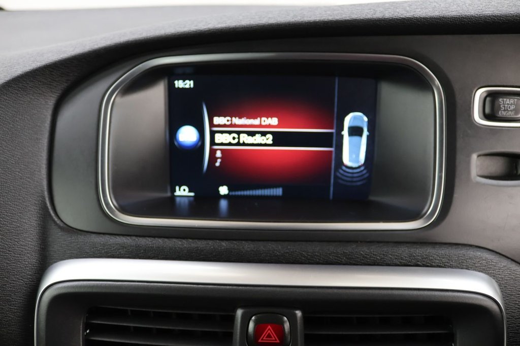 Used Volvo V40 2016 for sale - 76670628: Photo 15