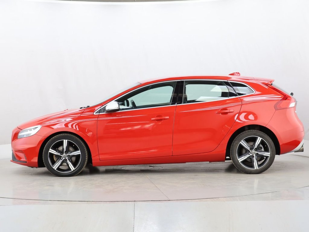 Used Volvo V40 2016 for sale - 76670628: Photo 6