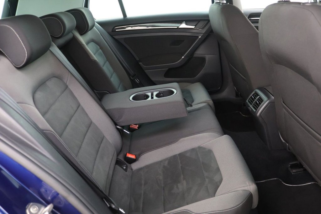 Used Volkswagen Golf 2017 for sale - 76909952: Photo 17