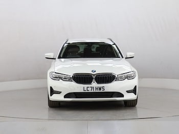 Used BMW 3 Series 2022 for sale - 79527600: Photo