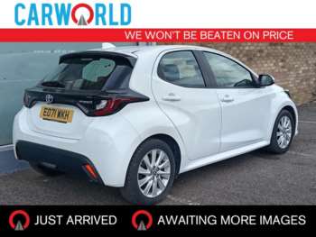 2021 (71) - 1.5 VVT-h Icon Hatchback 5dr Petrol Hybrid E-CVT Euro 6 (s/s) (116 ps)