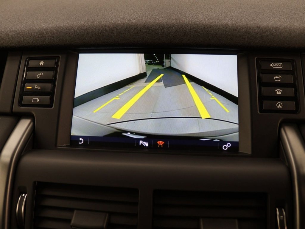 Used Land Rover Discovery Sport 2019 for sale - 76710850: Photo 14